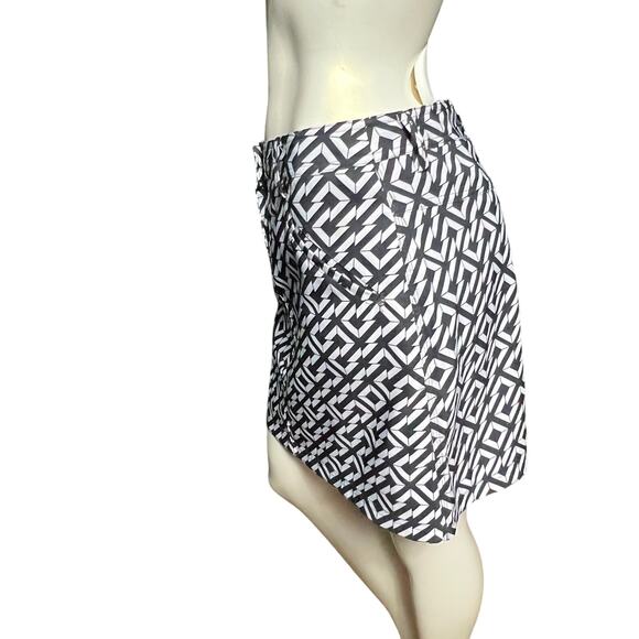 N'vo by Lancot Women's Black and White Geometric Print Skirt Size 4 - Picture 4 of 13